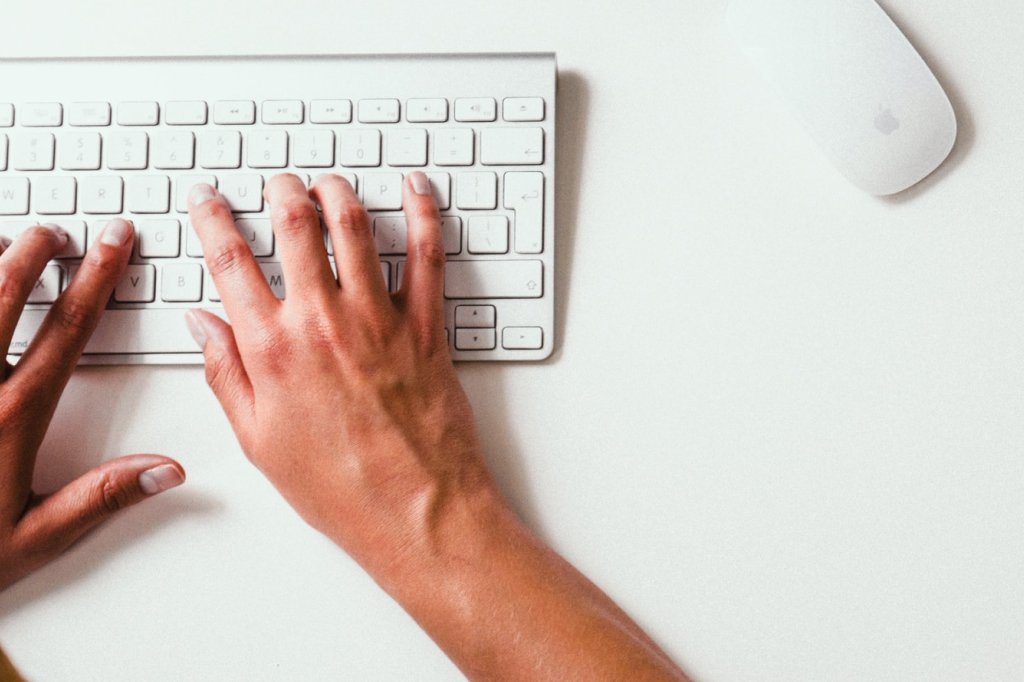 Find IT – це сайт оголошень, де Ви зможете знайти все що потрібне.